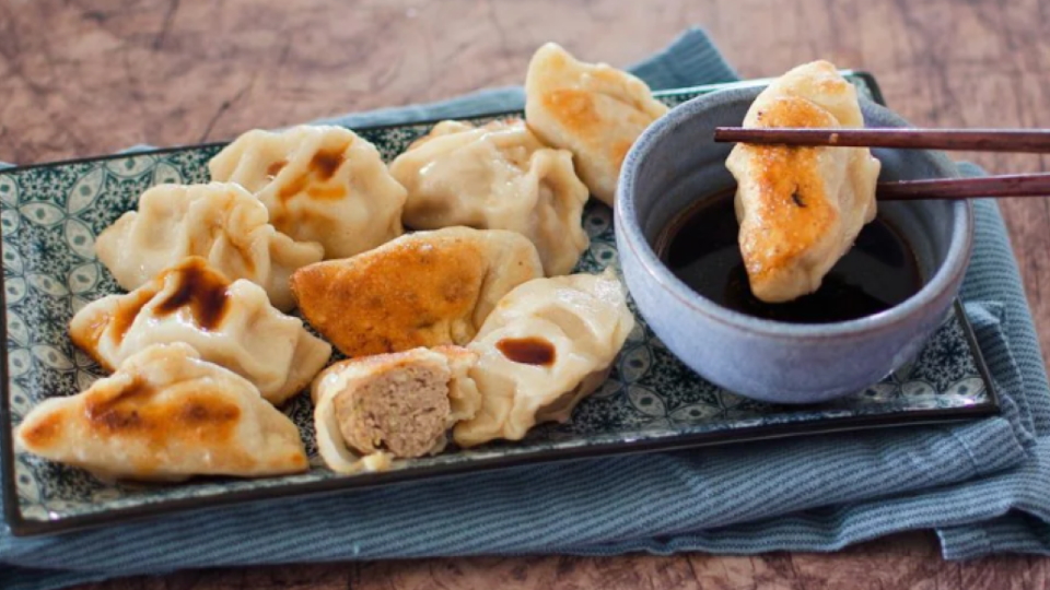 GYOZA 